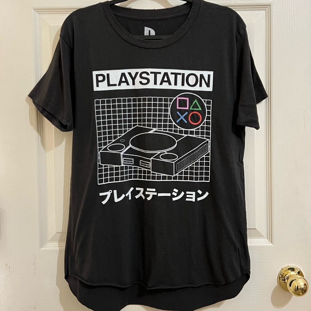 PLAYSTATION Retro Vintage Japanese Grid Graphic Tee